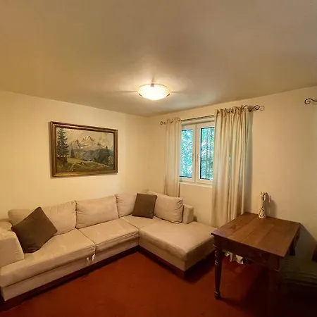Dom Na Jezynowym Wzgorzu - Blackberry Hill Villa